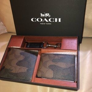 Coach camo wallet